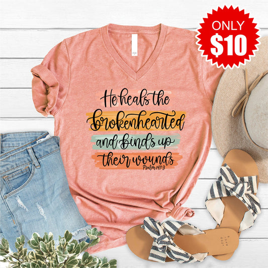 He Heals The Brokenhearted V-Neck - Heather Sunset - 10