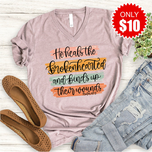He Heals The Brokenhearted V-Neck - Heather Pink Gravel - 10
