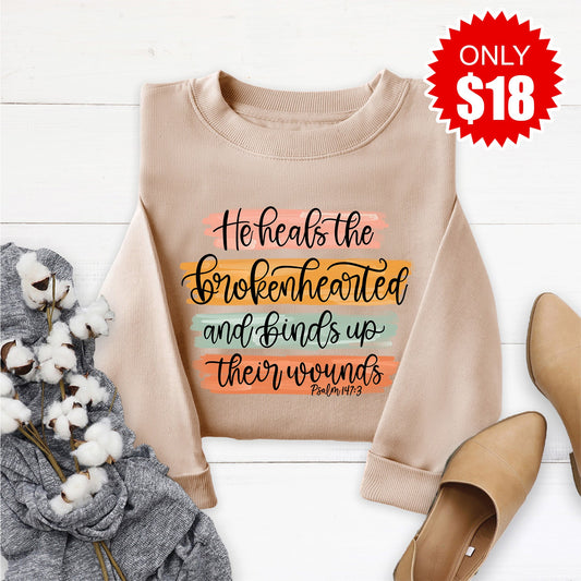 He Heals The Brokenhearted Sweatshirt - Sand - 18